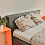 Comfortable Zizkov Apt For 6 Pax Easybnb